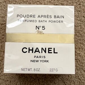 Vintage CHANEL No. 5 Perfumed Bath Powder - White and Gold